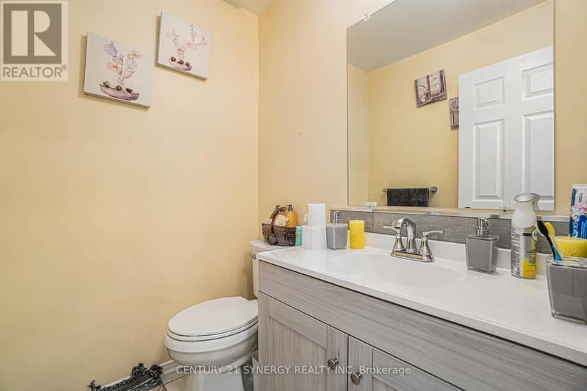 6415 Viseneau Drive — photo 16 of 28