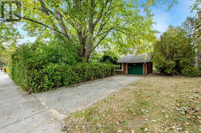326 Walkers Line, Burlington, photo 2