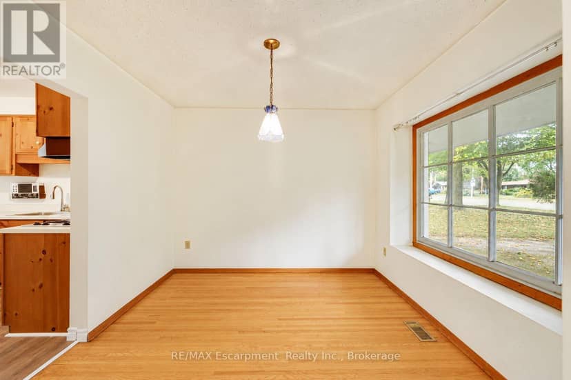 326 Walkers Line, Burlington, photo 7
