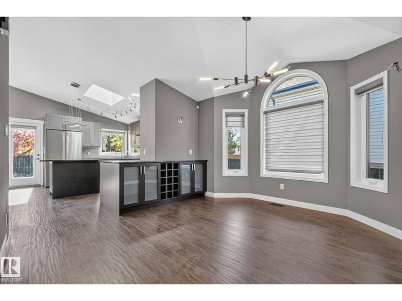 13725 131B AV NW — photo 11 of 40