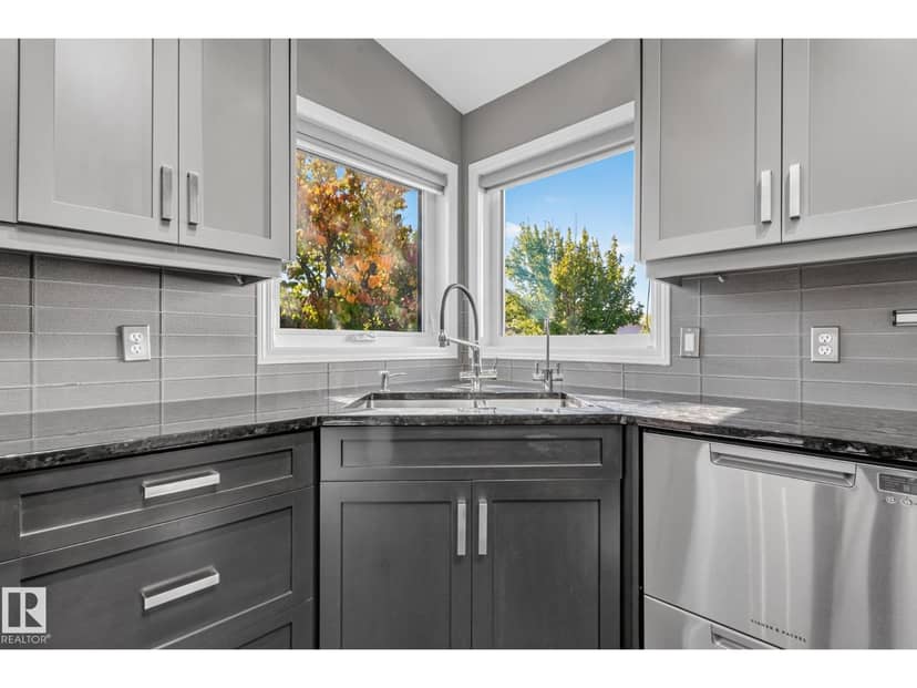 13725 131B AV NW — photo 21 of 40