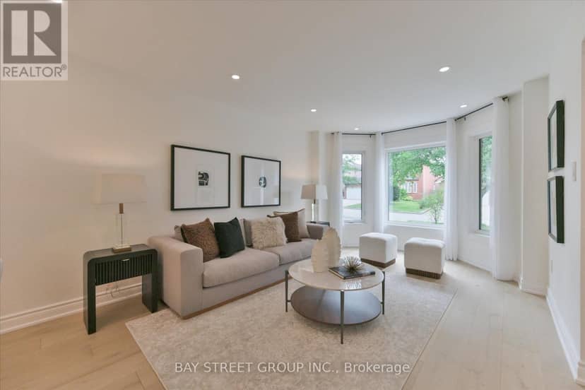 49 Cygnus Drive, Richmond Hill, photo 8