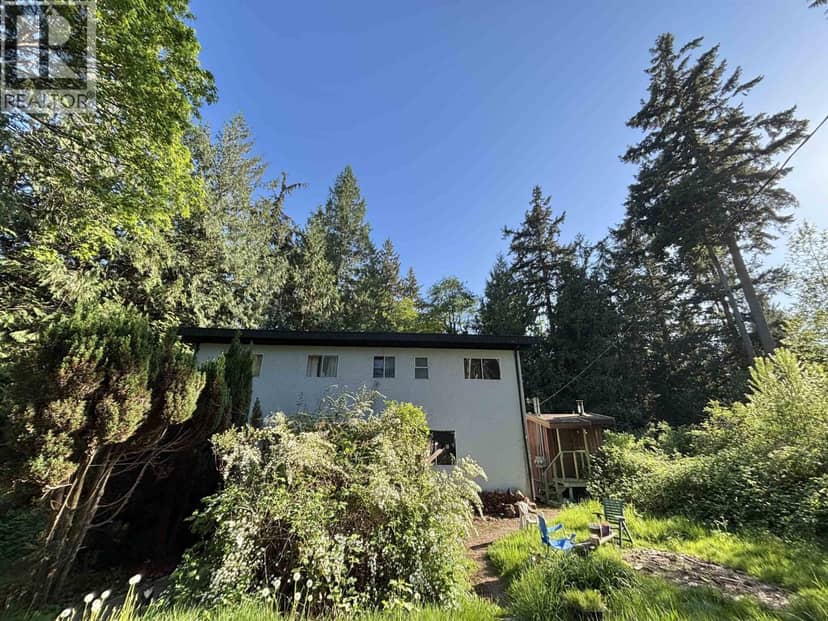 1291 MARLENE ROAD, Roberts Creek