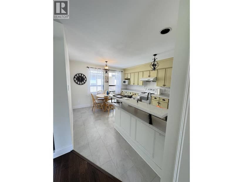7 7311 MOFFATT, Richmond, photo 5