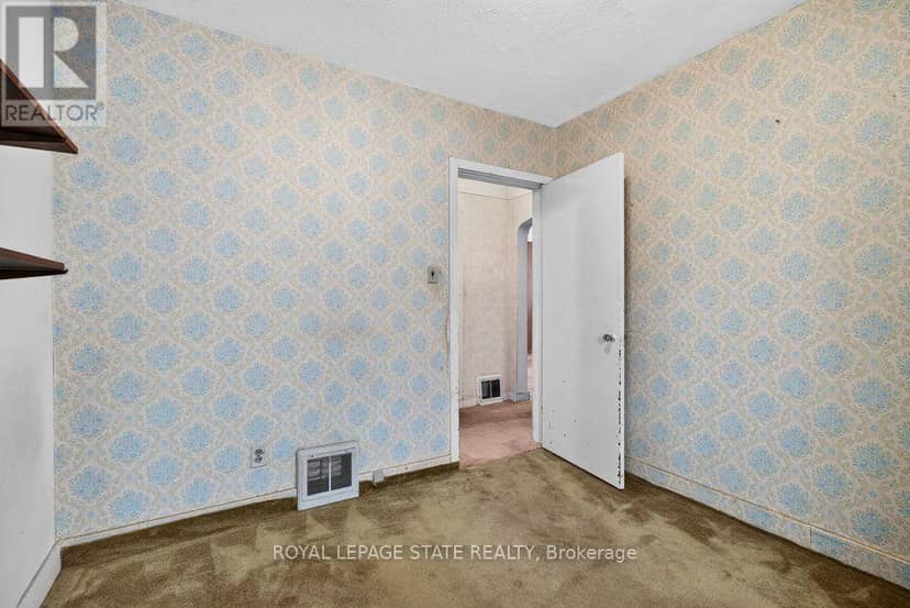 340 Barton Street — photo 23 of 26