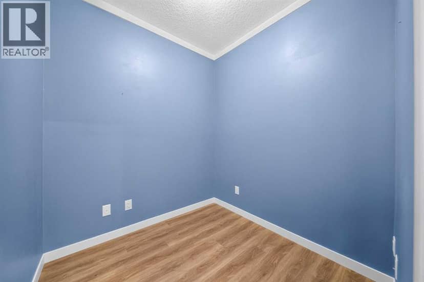406, 30 Shawnee Common SW, Calgary, photo 7