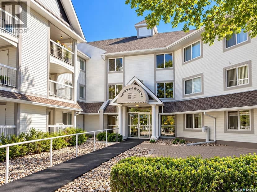219 960 Assiniboine Avenue E, Regina