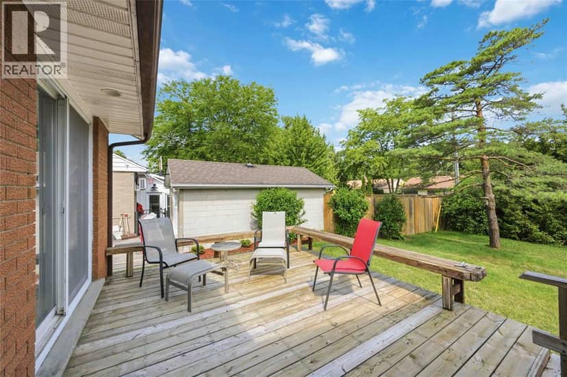 824 Charlesworth Drive — photo 35 of 40