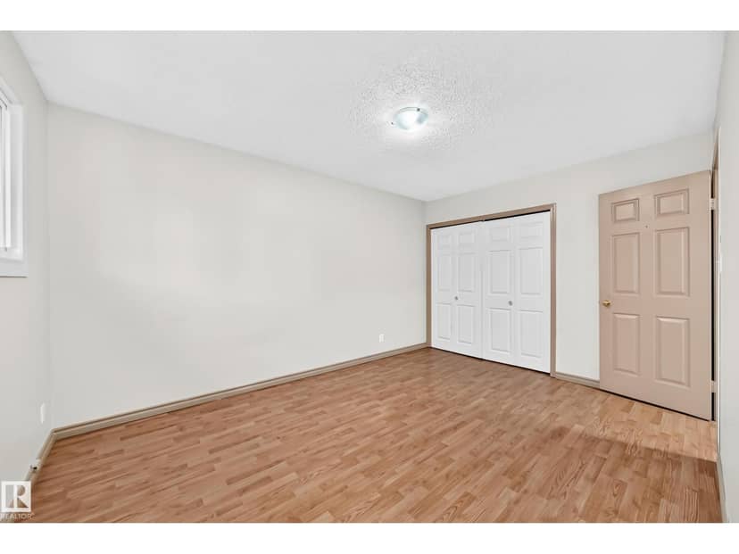 10919 69 AV NW — photo 29 of 40