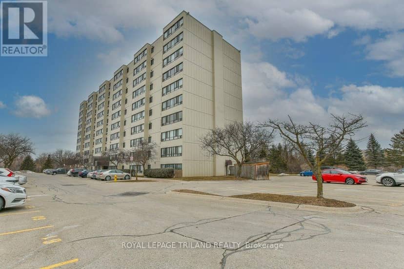 1001 - 1600 Adelaide Street N, London North, photo 2