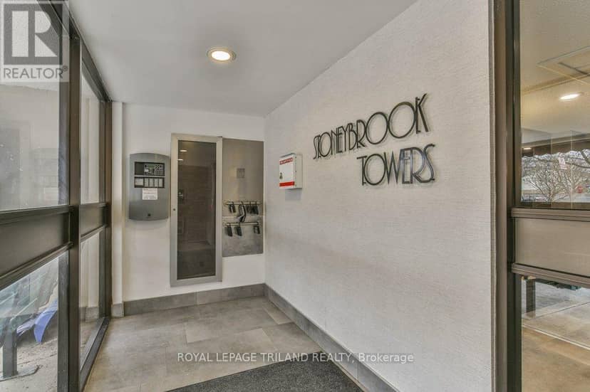 1001 - 1600 Adelaide Street N, London North, photo 3