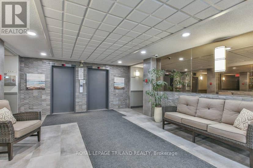 1001 - 1600 Adelaide Street N, London North, photo 5