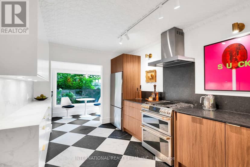 53 Spruce Street — photo 12 of 36