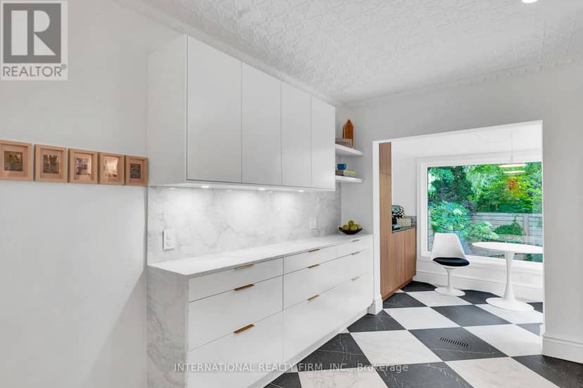 53 Spruce Street — photo 16 of 36
