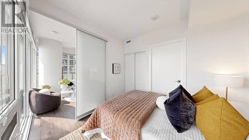 2302 - 42 Charles Street E — photo 15 of 33