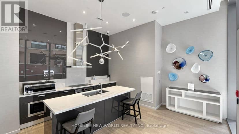 2302 - 42 Charles Street E — photo 26 of 33