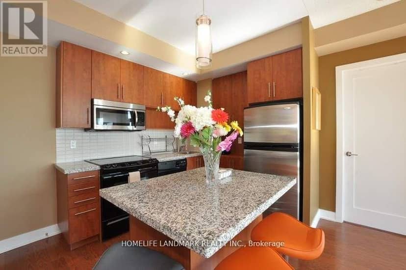 1807 - 120 Homewood Avenue — photo 11 of 19
