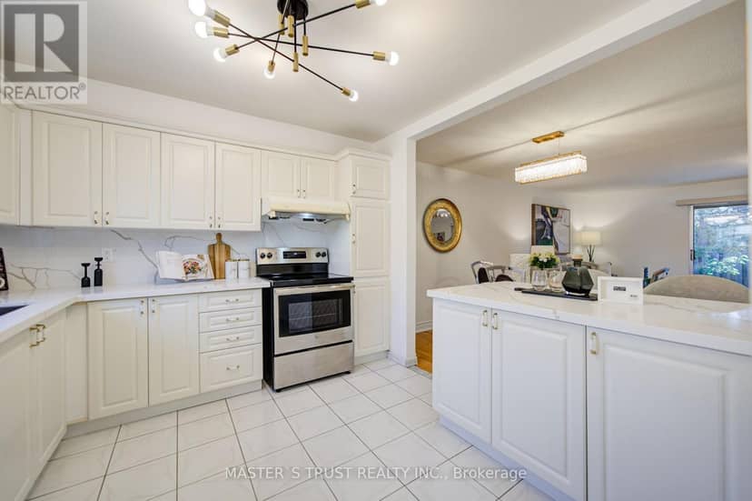 61 - 15 Brimwood Boulevard, Toronto, photo 5