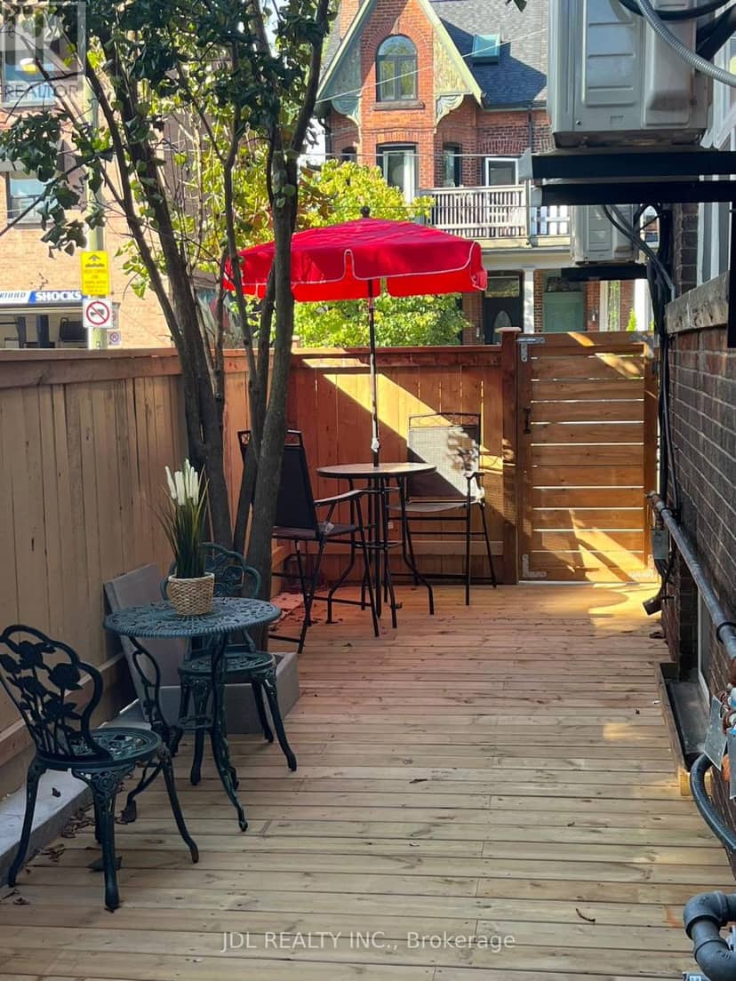 5 Sorauren Avenue — photo 17 of 35