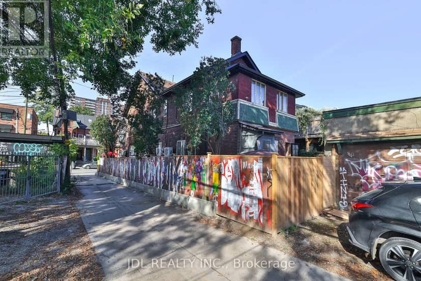 5 Sorauren Avenue — photo 27 of 35