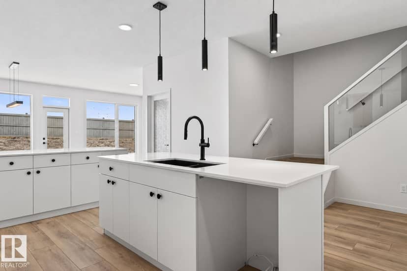 8108 230 Street NW, Edmonton, photo 5