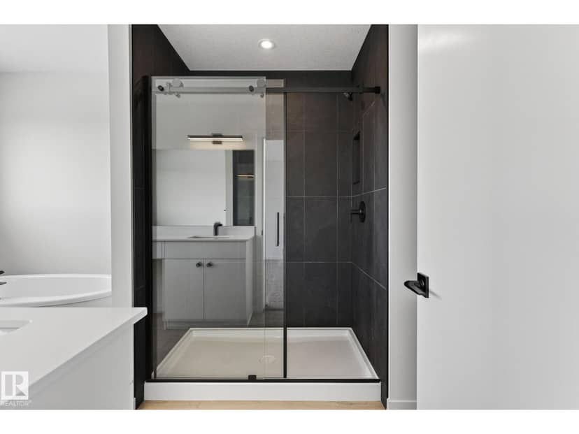 8108 230 Street NW — photo 30 of 40