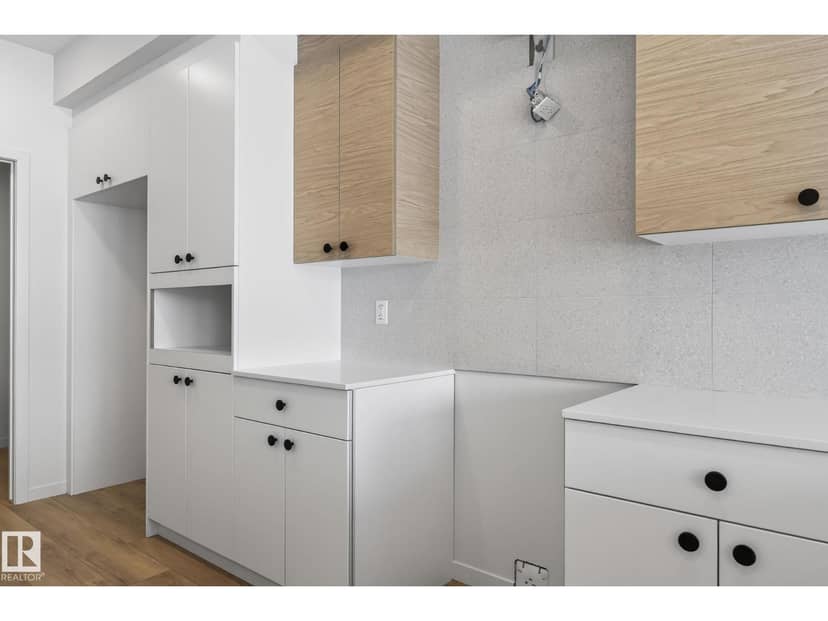 8108 230 Street NW — photo 14 of 40