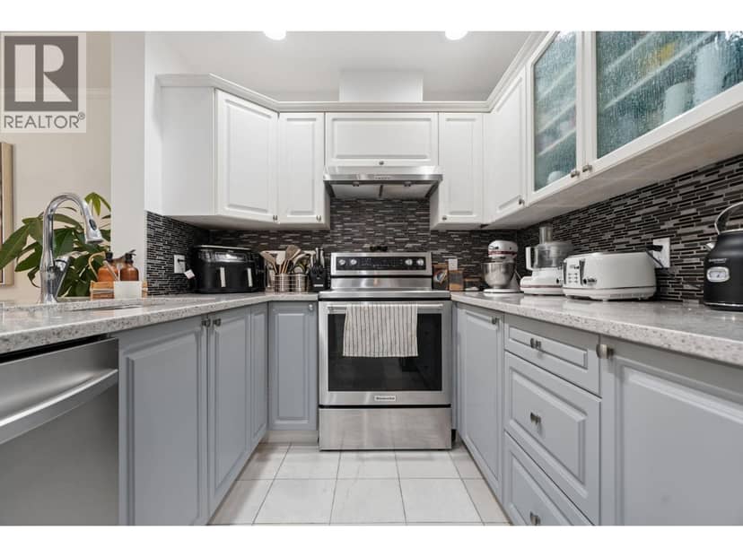 602 1500 OSTLER COURT, North Vancouver, photo 5