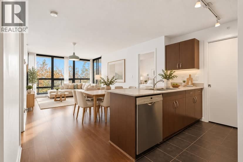 304 933 HORNBY STREET, Vancouver
