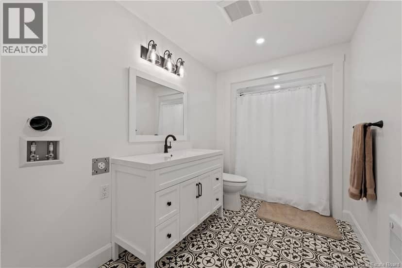 26 Maefield Street — photo 35 of 40