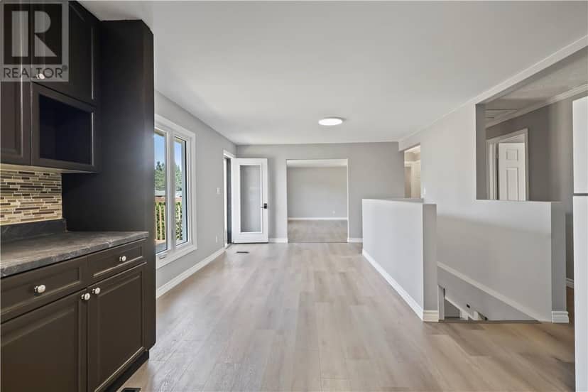 37 Baldwin — photo 19 of 40