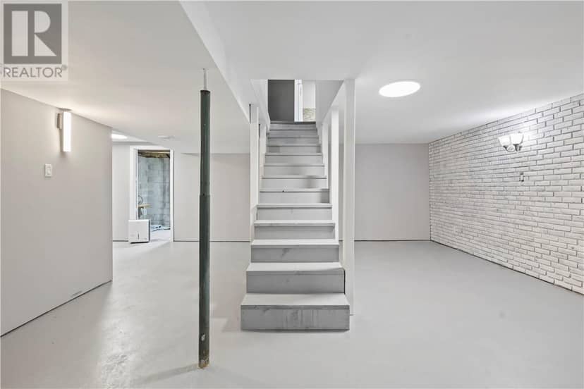 37 Baldwin — photo 37 of 40