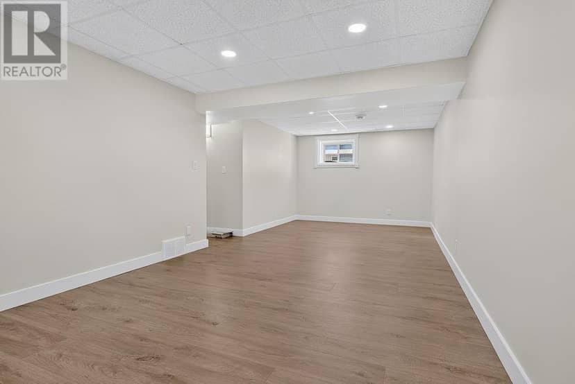 2096 Kenneth Drive — photo 23 of 40