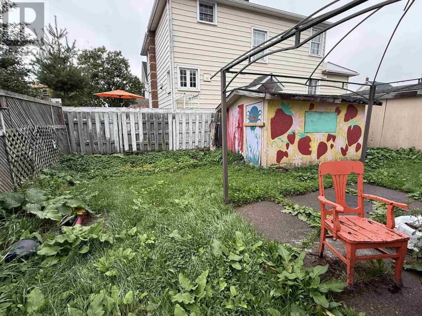 169 Huron ST — photo 4 of 20