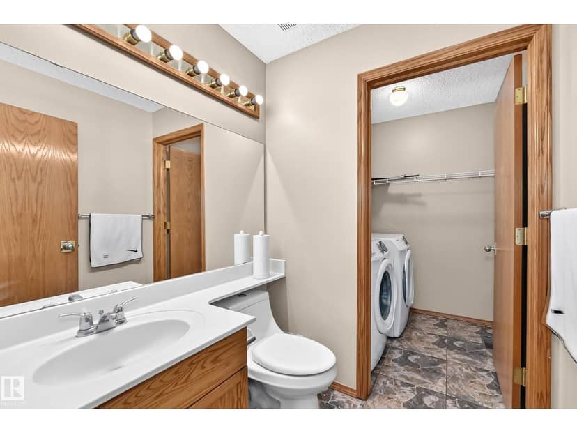 271 Ormsby Rd E NW — photo 25 of 40