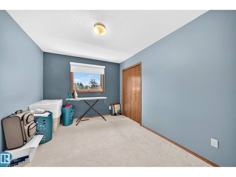 271 Ormsby Rd E NW — photo 37 of 40