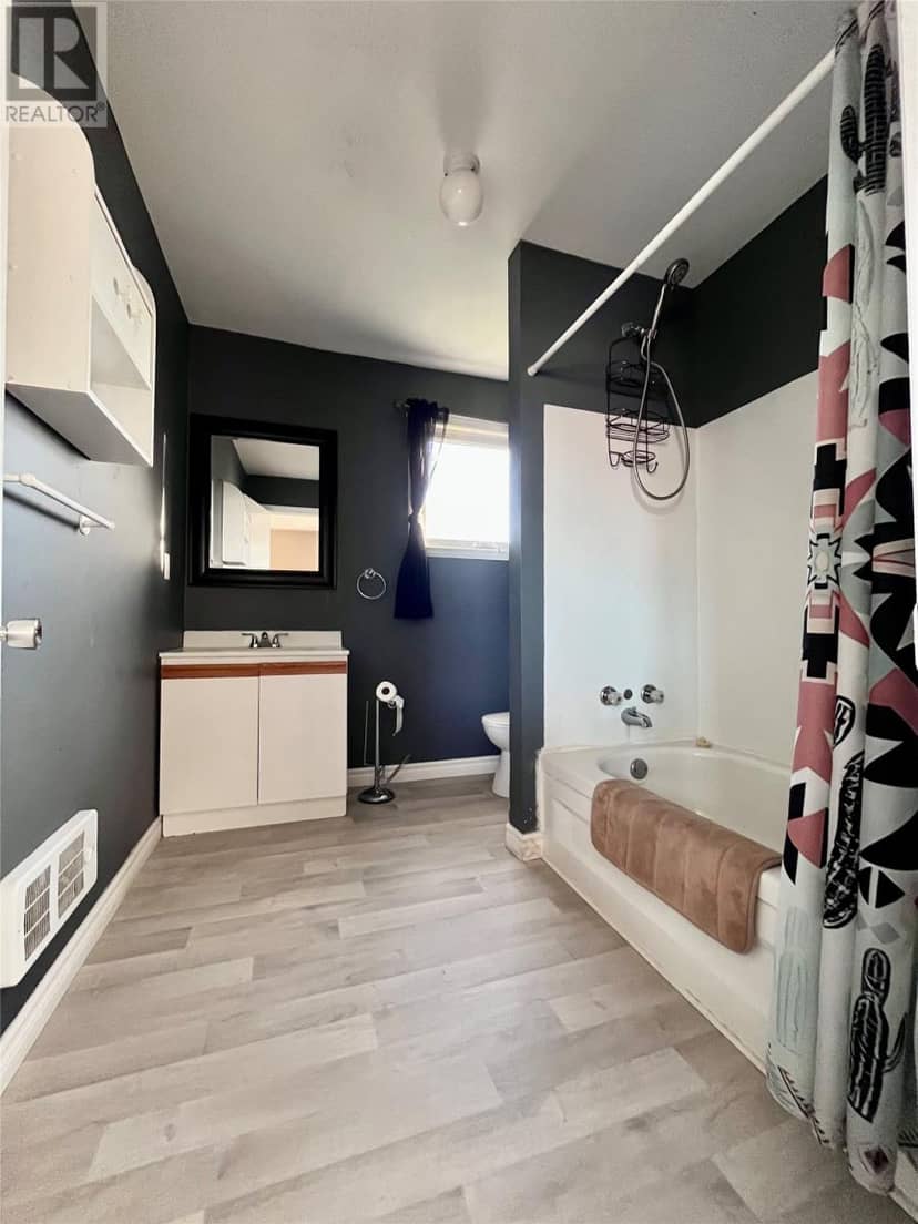 11A Camp Street — photo 10 of 19