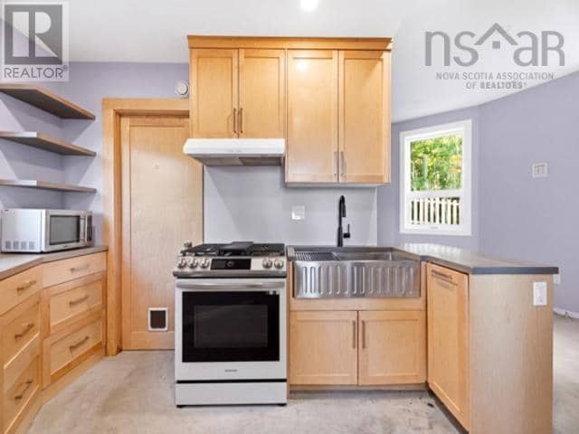 1371 Lighthouse Road — photo 4 of 38