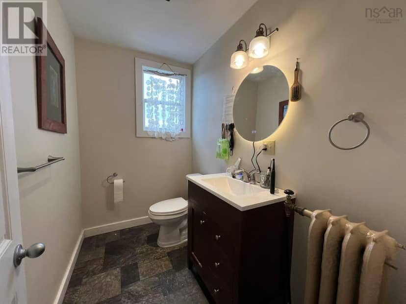 7368 Main Street — photo 20 of 21