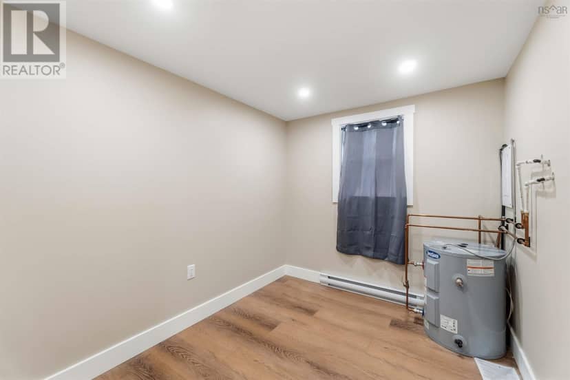9 Gordon Street — photo 26 of 28