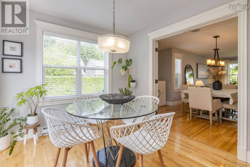 5 Edgewater Close — photo 13 of 40