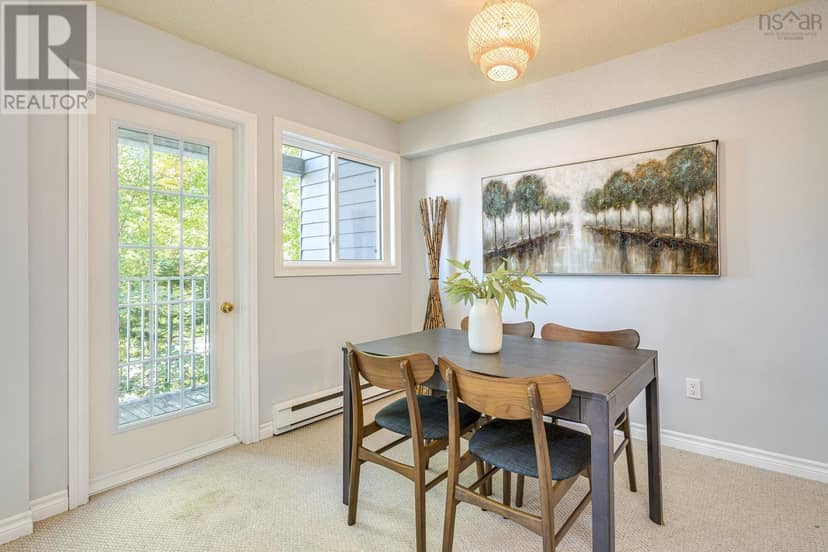 319 15 Knightsridge Drive — photo 11 of 31