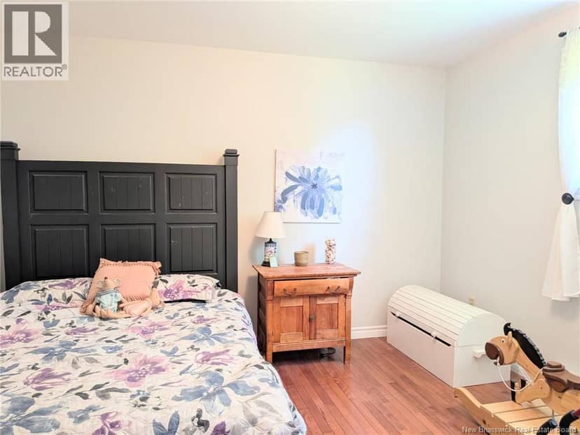 8 Fenton Street — photo 16 of 39