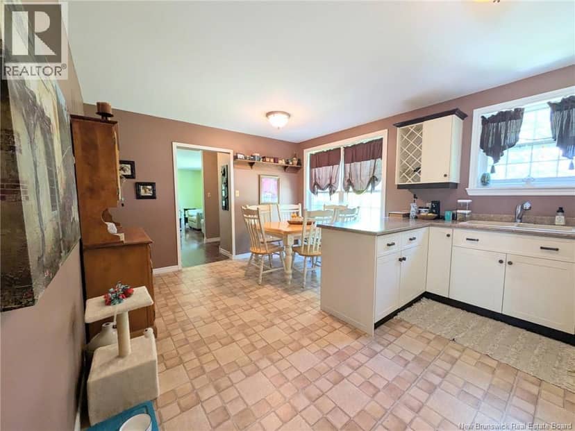 8 Fenton Street, Miramichi, photo 5