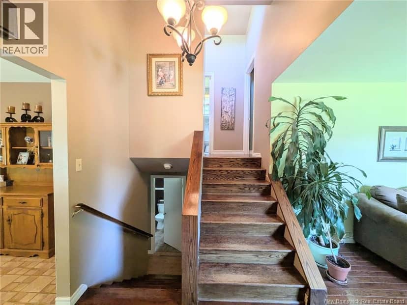 8 Fenton Street — photo 12 of 39