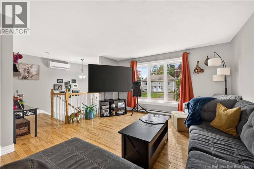 72 Devarenne Street — photo 4 of 34