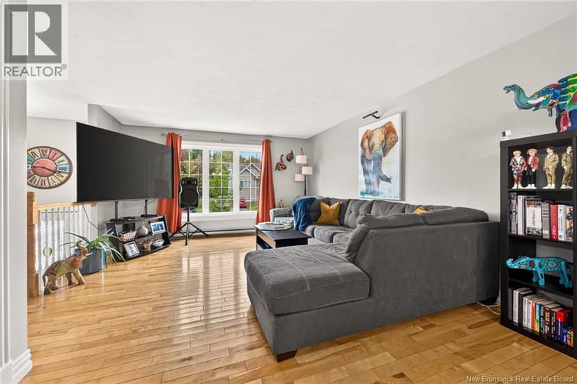 72 Devarenne Street — photo 6 of 34