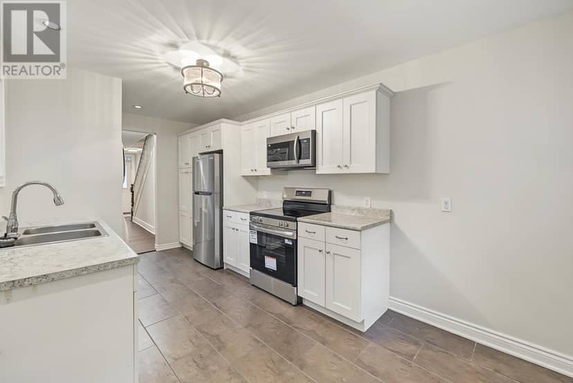 66 Colonial Street — photo 19 of 40