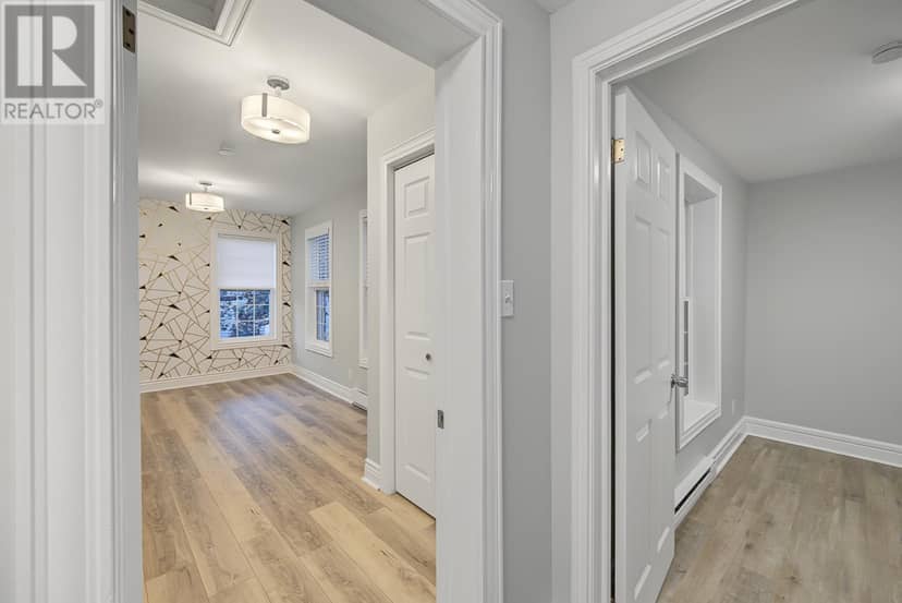 66 Colonial Street — photo 25 of 40