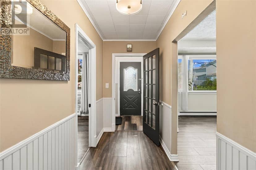 199 Freshwater Road — photo 6 of 18